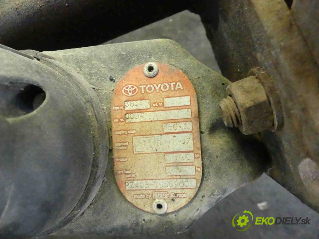 Toyota Carina E 1992-1998 1.6 16v 99 HP manual 73 kW 1587 cm3 5- Hák: vlečení:  (Ťažné zariadenia)