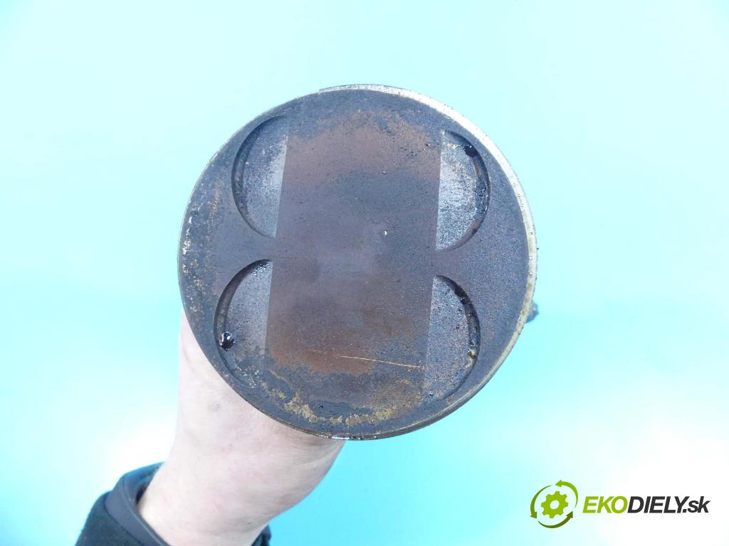 Bmw 7 E65 2001-2008 4.8 V8 367hp automatic 270 kW 4799 cm3 4- piest N62B48 (Piesty)