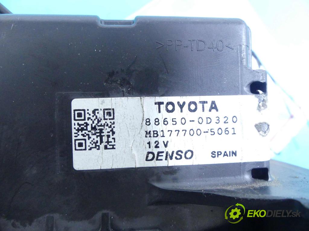 Toyota Yaris III 2011-2018 1.0 vvti 69KM manual 51 kW 998 cm3 5- modul riadiaca jednotka 88650-0D320 (Ostatné)