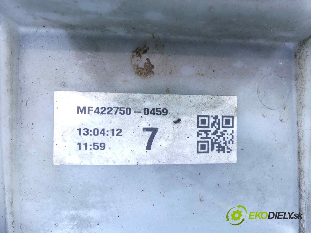 Toyota Yaris III 2011-2018 1.0 vvti 69KM manual 51 kW 998 cm3 5- Ventilátor chladiča MF422750-0459