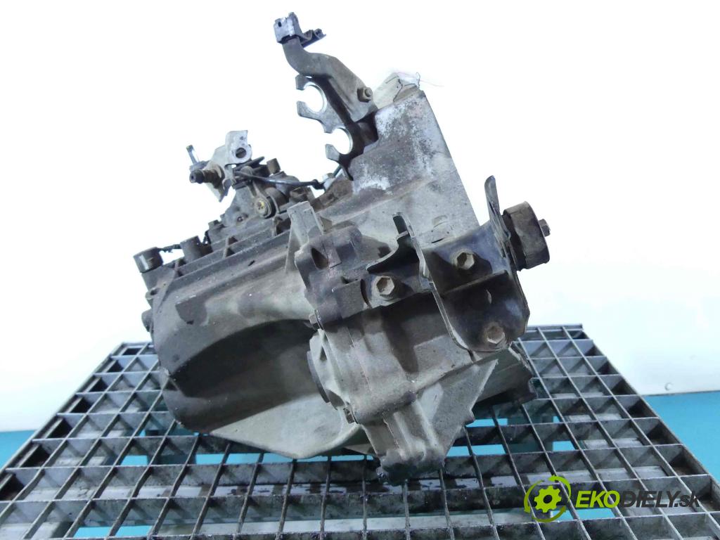 Toyota Yaris I 1999-2005 1.0 vvti 68 HP manual 50 kW 998 cm3 3- prevodovka stupeň,rýchlosť manual