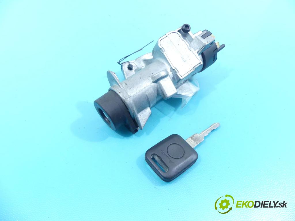 Audi A4 B5 1994-2001 1.8 20v 125 HP manual 92 kW 1781 cm3 4- Spínačka 4D0905851A (Spínacie skrinky a kľúče)