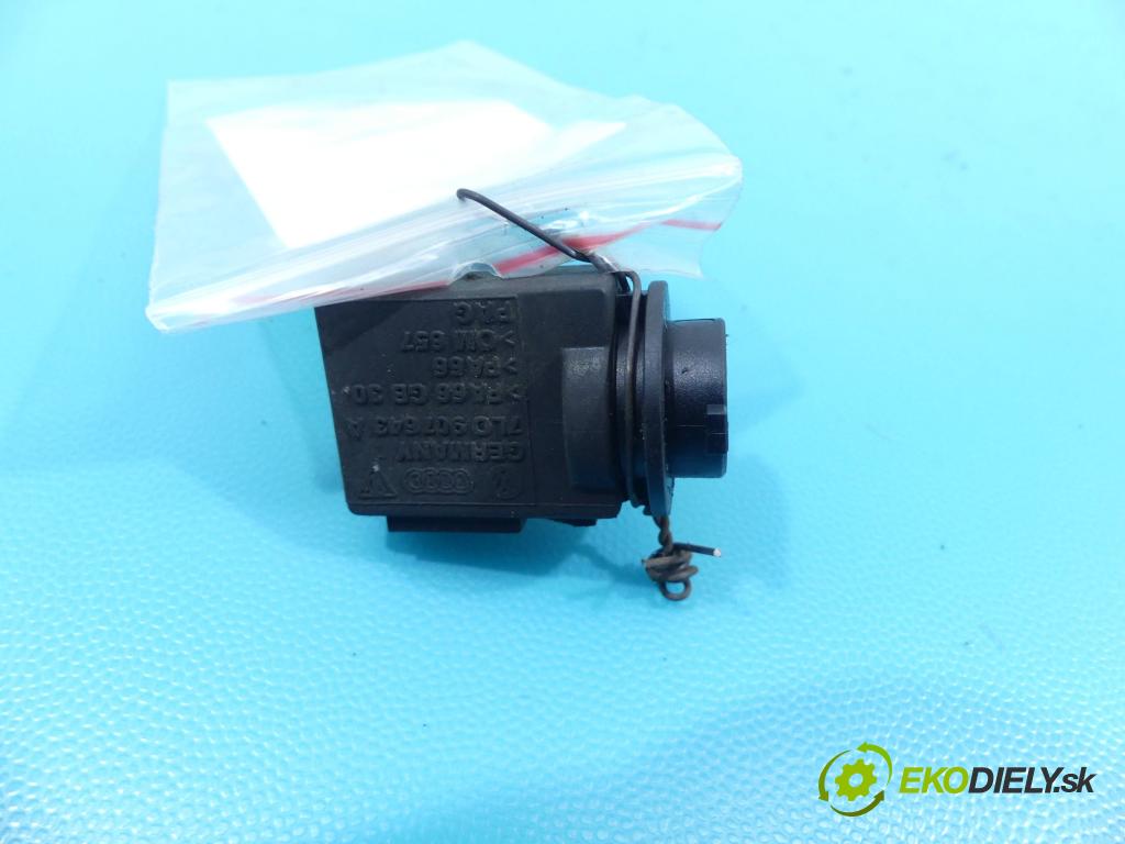 Vw Touareg I 2002-2010 2.5 tdi 174 hp automatic 128 kW 2461 cm3 5- snímač 7L0907643A