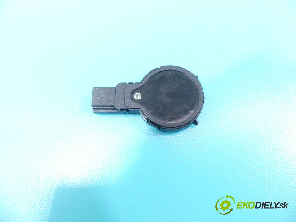 Toyota Avensis III T27 2009-2018 2.0 D4D 126 HP manual 93 kW 1998 cm3 5- snímač déšť: 89941-05030 (Snímače dažďa)