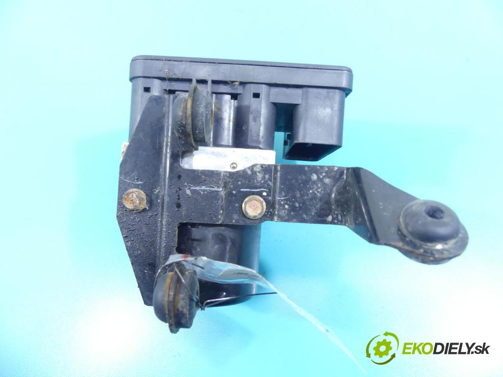 Mazda 3 I BK 2003-2009 1.6 16v 105 HP manual 77 kW 1598 cm3 5- čerpadlo abs 3M51-2C405-AD (Pumpy ABS)