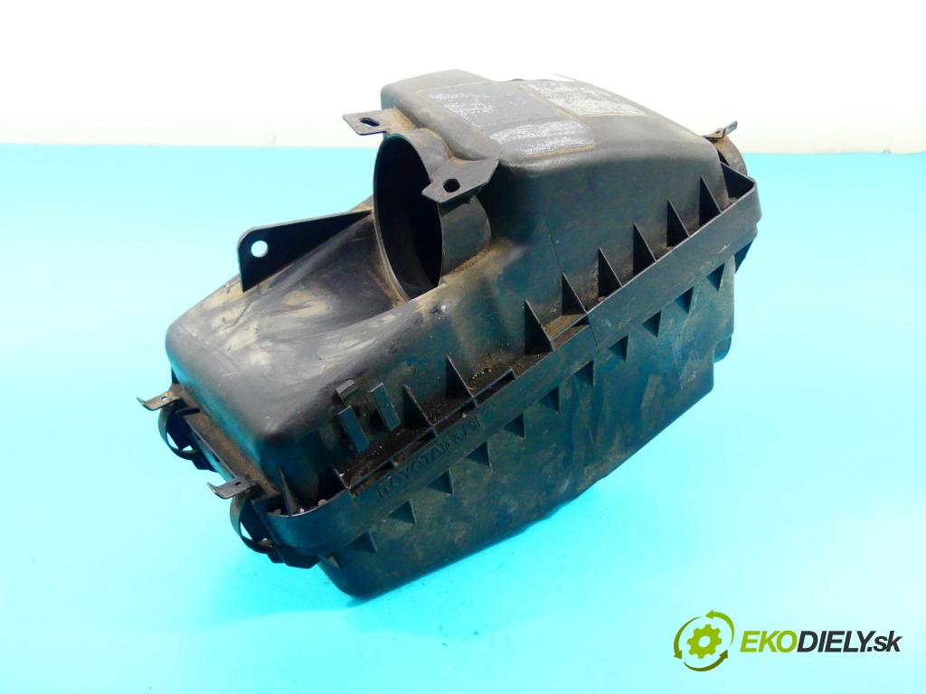 Toyota Corolla E12 2001-2009 1.4 D4D 90 HP manual 66 kW 1364 cm3 5- obal filtra vzduchu 17701-27170 (Obaly filtrov vzduchu)