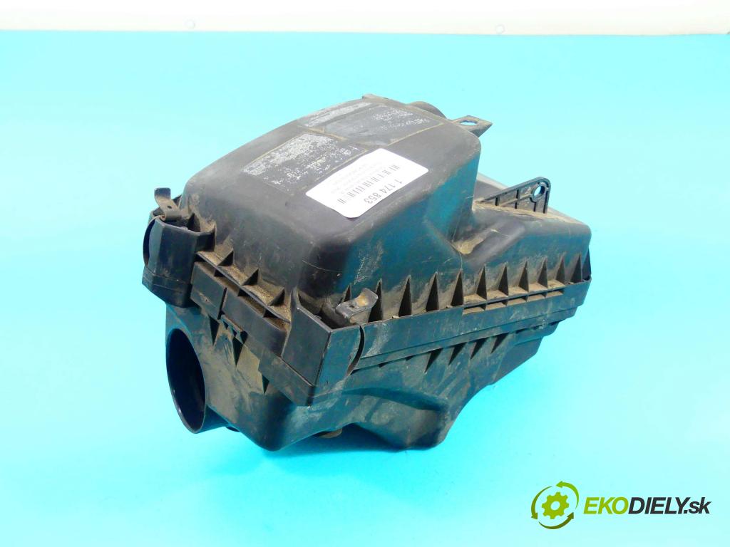 Toyota Corolla E12 2001-2009 1.4 D4D 90 HP manual 66 kW 1364 cm3 5- obal filtra vzduchu 17701-27170 (Obaly filtrov vzduchu)