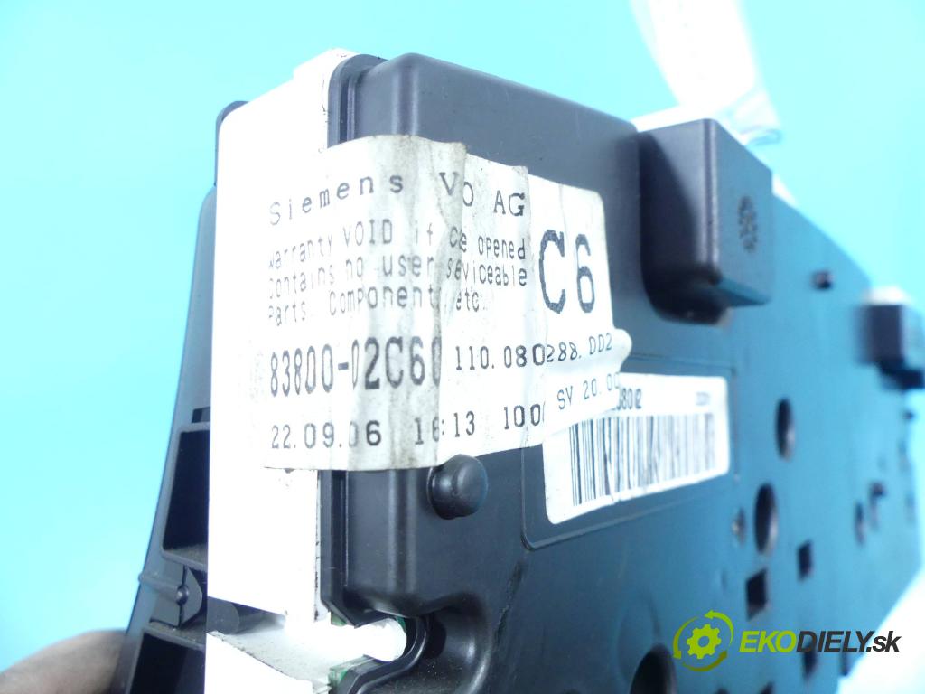 Toyota Corolla E12 2001-2009 1.4 D4D 90 HP manual 66 kW 1364 cm3 5- prístrojovka/ budíky 83800-02C60 (Prístrojové dosky, displeje)