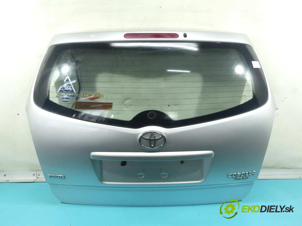 Toyota Corolla Verso II 2004-2009 2.0 D4D 116 HP manual 85 kW 1995 cm3 5- zadna kufor  (Zadné kapoty)