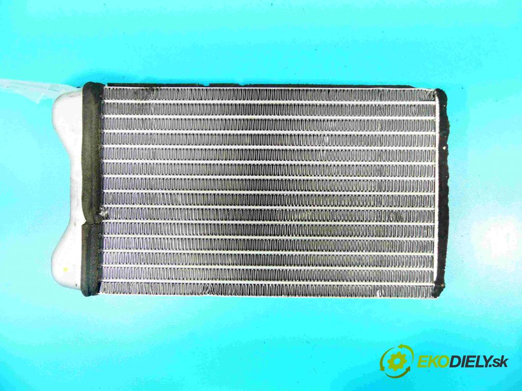 Audi A4 B6 2000-2004 2.5 tdi 179KM automatic 132 kW 2496 cm3 5- radiator 8E1820031 (Radiátory kúrenia)