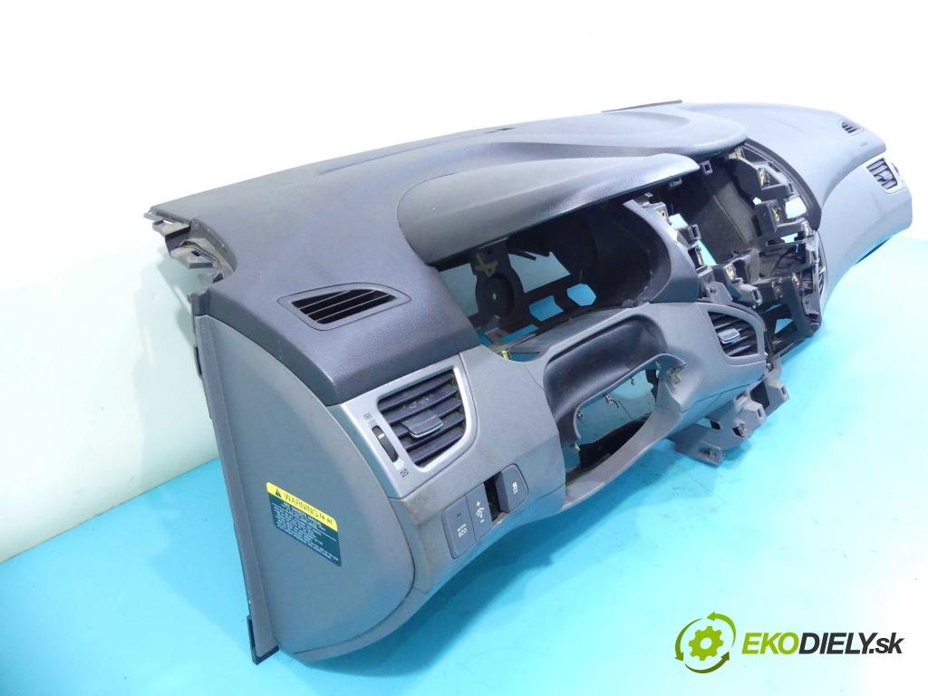 Hyundai Elantra V 2010-2016 1.8 16v 147 HP automatic 108 kW 1800 cm3 4- kokpit,pristrojová doska rozdeľovacia