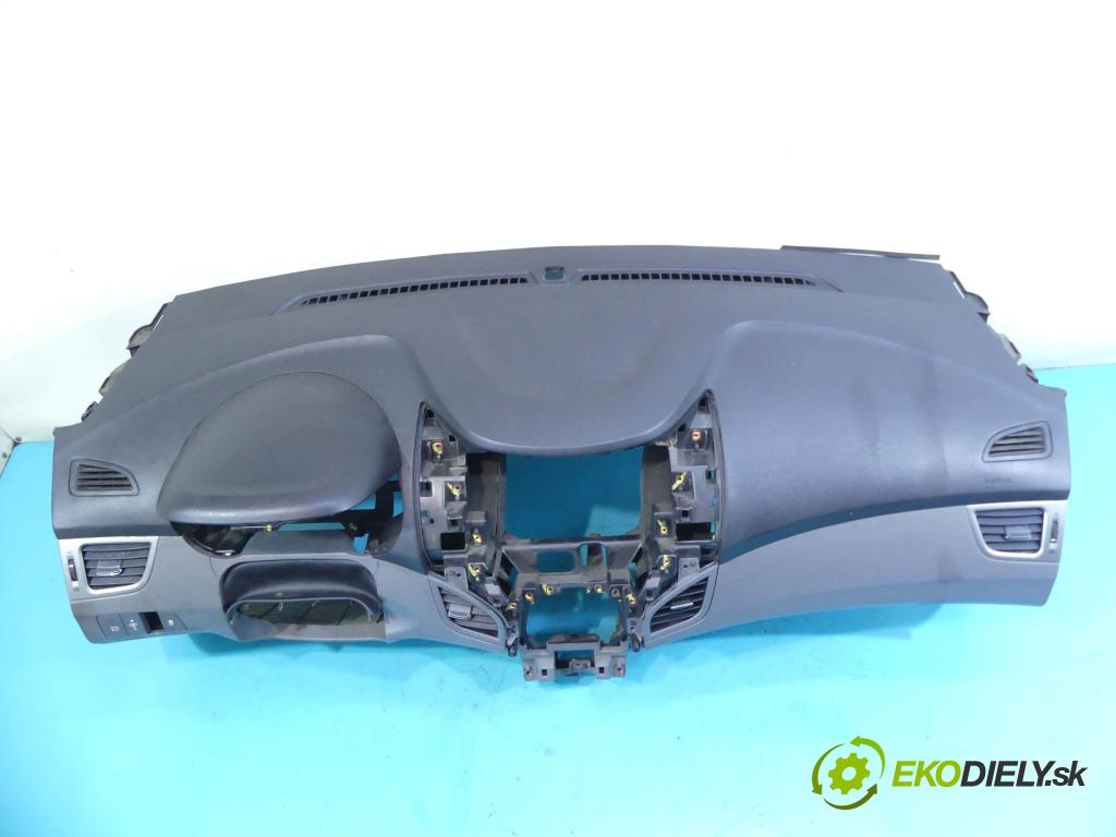 Hyundai Elantra V 2010-2016 1.8 16v 147 HP automatic 108 kW 1800 cm3 4- kokpit,pristrojová doska rozdeľovacia