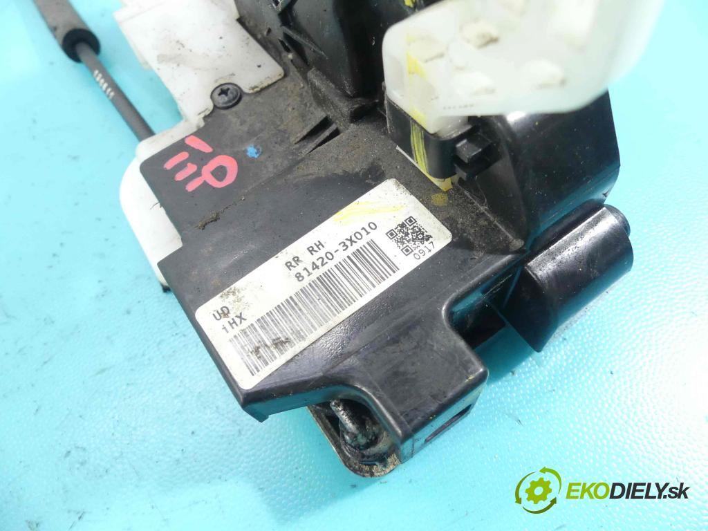 Hyundai Elantra V 2010-2016 1.8 16v 147 hp automatic 108 kW 1800 cm3 4- zámek zadní pravý 81420-3X010