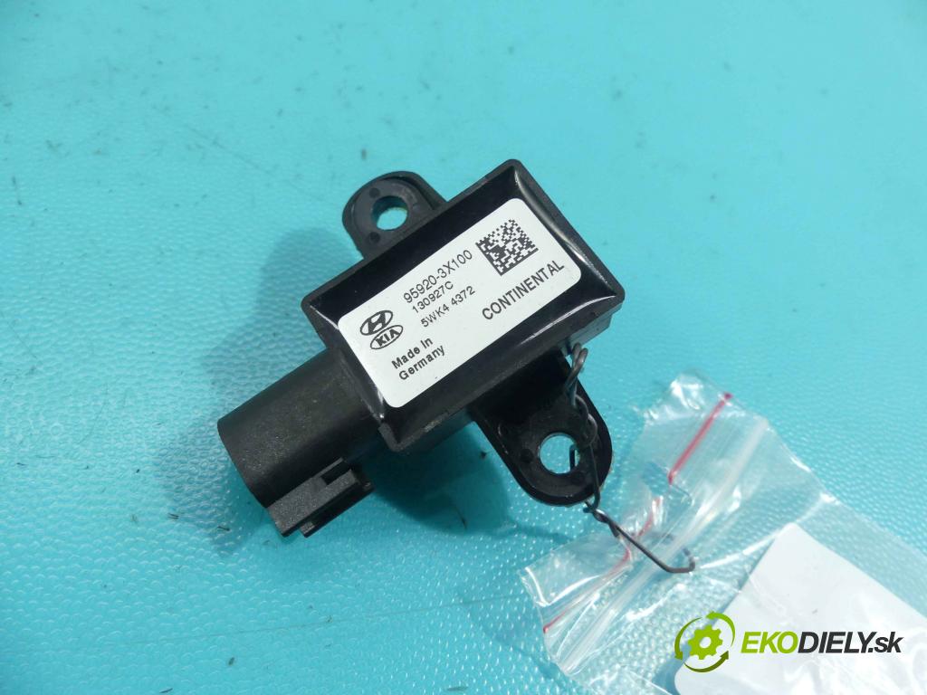 Hyundai Elantra V 2010-2016 1.8 16v 147 HP automatic 108 kW 1800 cm3 4- snímač šokovat: 95920-3X100 (Snímače nárazu)