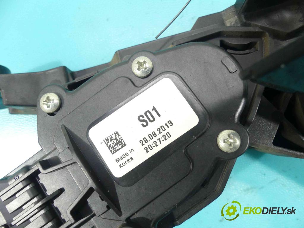 Hyundai Elantra V 2010-2016 1.8 16v 147 HP automatic 108 kW 1800 cm3 4- pedále 32700-3XXXX (Pedále)