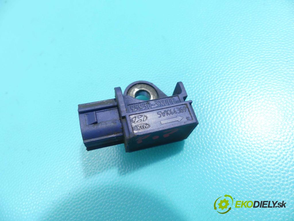 Hyundai Elantra V 2010-2016 1.8 16v 147 HP automatic 108 kW 1800 cm3 4- snímač šokovat: 95930-3X000 (Snímače nárazu)