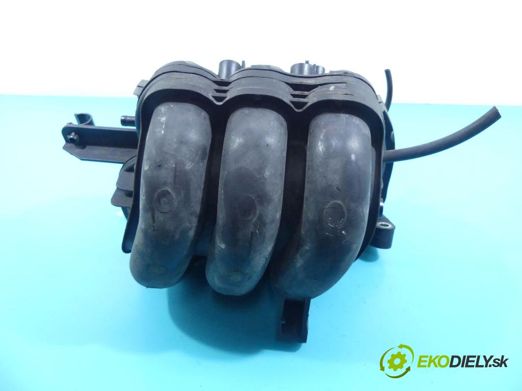 Toyota Yaris III 2011-2018 1.0 vvti 69KM manual 51 kW 998 cm3 5- zvod nasávací  (Sacie potrubia)