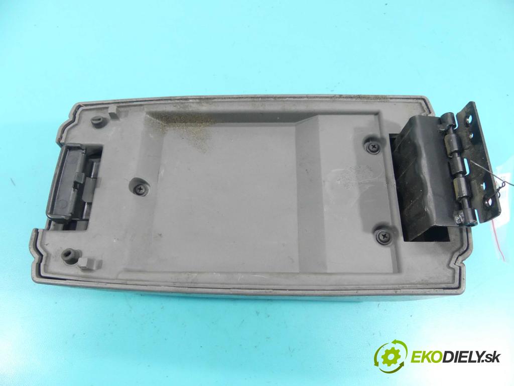 Ford Ranger IV 98-11 3.0 tdci 156 HP manual 115 kW 2953 cm3 5- operadlo  (Lakťové opierky)