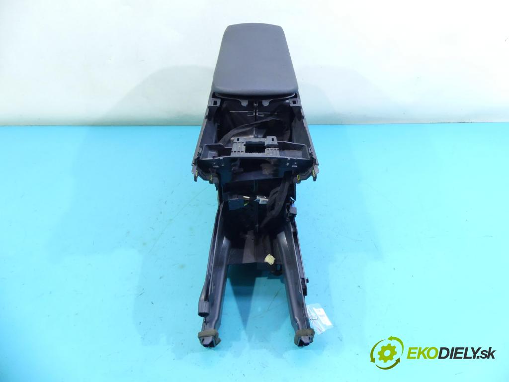 Peugeot 3008 I 2009-2016 1.6 hdi 109 HP automatic 80 kW 1560 cm3 5- operadlo  (Lakťové opierky)