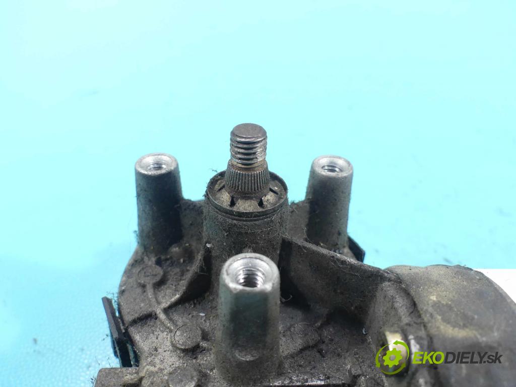 Vw Golf IV 1997-2003 1.9 tdi 90 HP manual 66 kW 1896 cm3 5- motor stieračov predné 1J1955113A