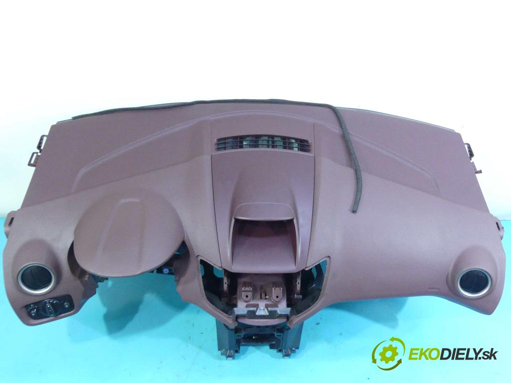 Ford Fiesta Mk7 2008-2017 1.6 tdci 90 HP manual 66 kW 1560 cm3 5- kokpit,pristrojová doska rozdeľovacia