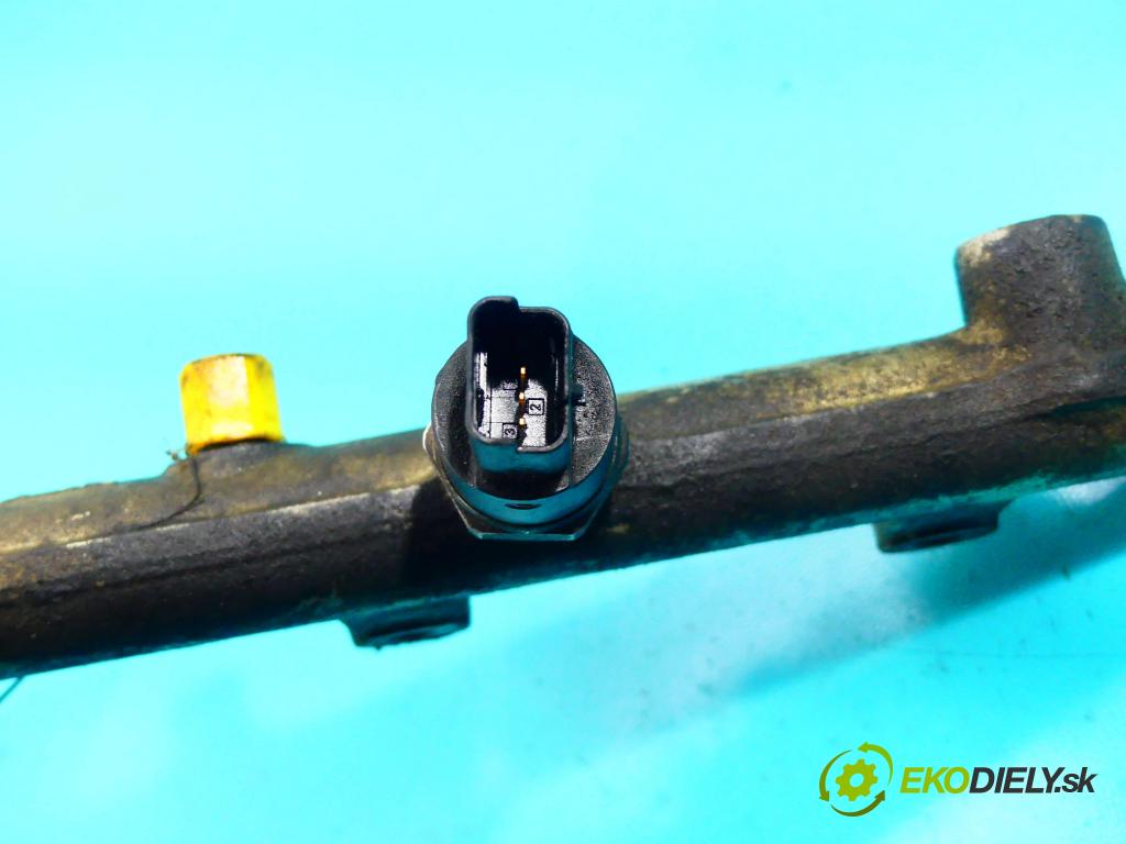 Citroen Xsara Picasso 2.0 hdi 90 HP manual 66 kW 1997 cm3 5- lišta vstrekovacia 0281002283 (Vstrekovacie lišty)