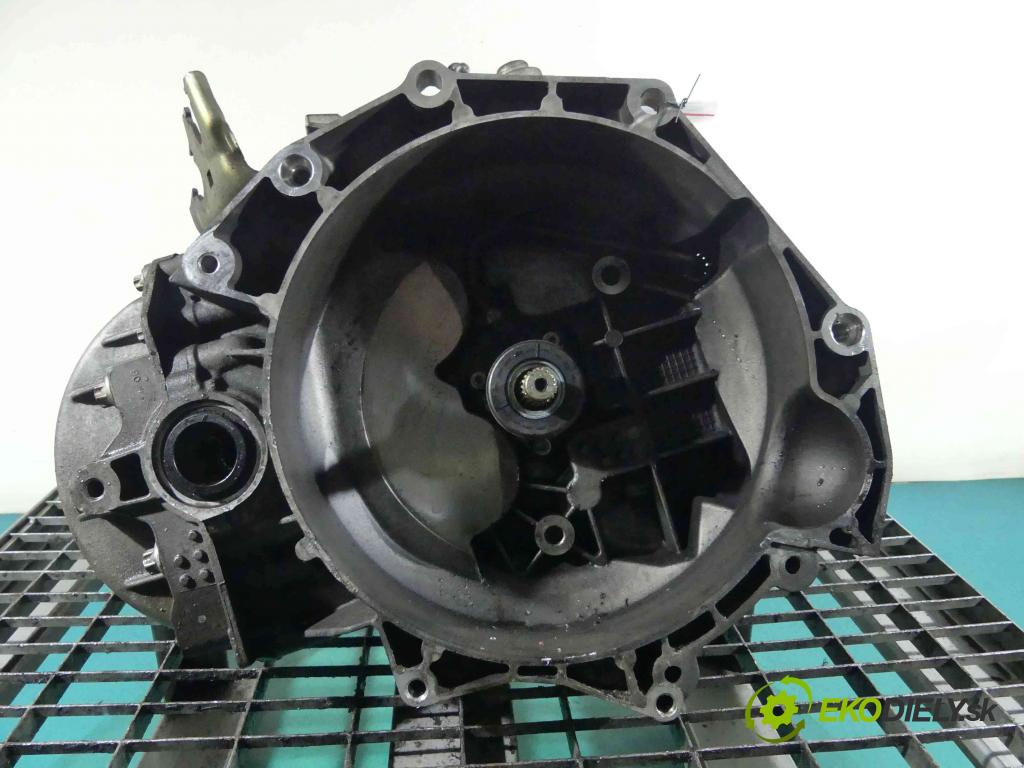 Alfa romeo 159 1.9 JTS 160 HP manual 118 kW 1859 cm3 4- prevodovka stupeň,rýchlosť manual M32