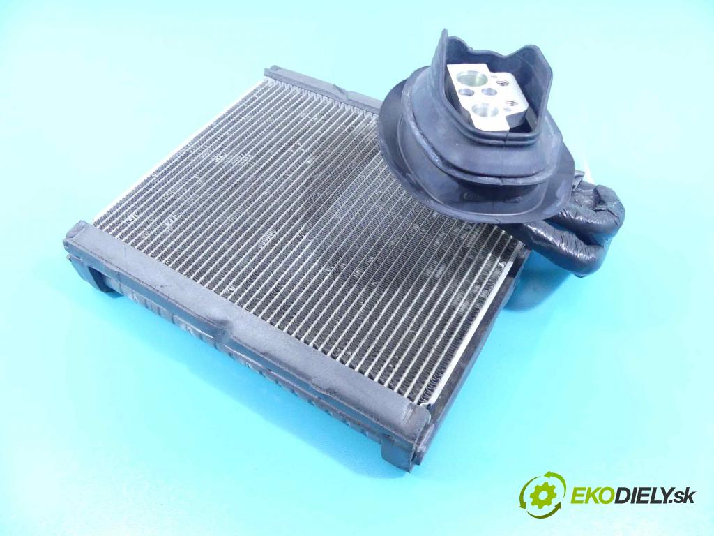 Audi A6 C7 2011-2018 3.0 TFSI 310HP automatic 228 kW 2995 cm3 4- radiator  (Radiátory kúrenia)