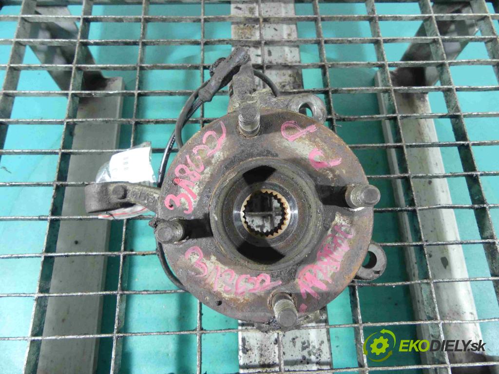 Ford Fiesta Mk7 2008-2017 1.6 tdci 90 HP manual 66 kW 1560 cm3 5- náboj pravé  (Náboje)