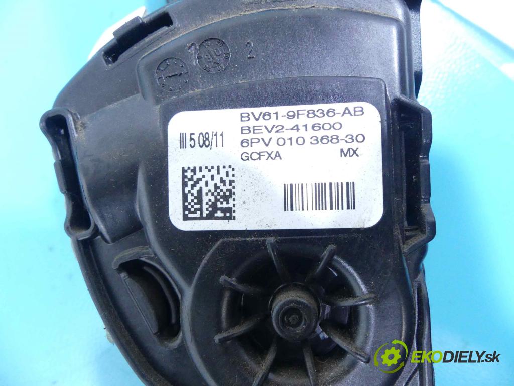 Ford Focus Mk3 2010-2018 1.6 tdci 116 HP manual 85 kW 1560 cm3 5- pedále BV61-9F836-AB (Pedále)