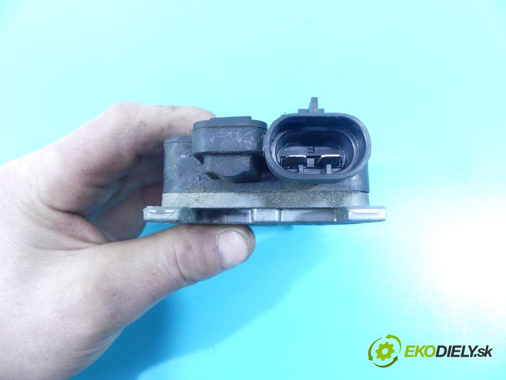 Ford Focus Mk3 2010-2018 1.6 tdci 116 HP manual 85 kW 1560 cm3 5- Relé: 940002906 (Relé)