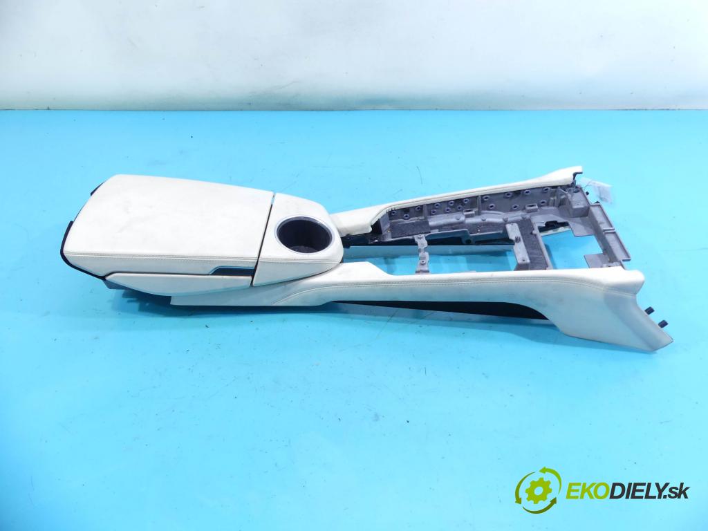 Porsche Panamera I 970 2009-2016 4.8 V8 400KM: automatic 294 kW 4806 cm3 5- operadlo 970553111018D0 (Lakťové opierky)