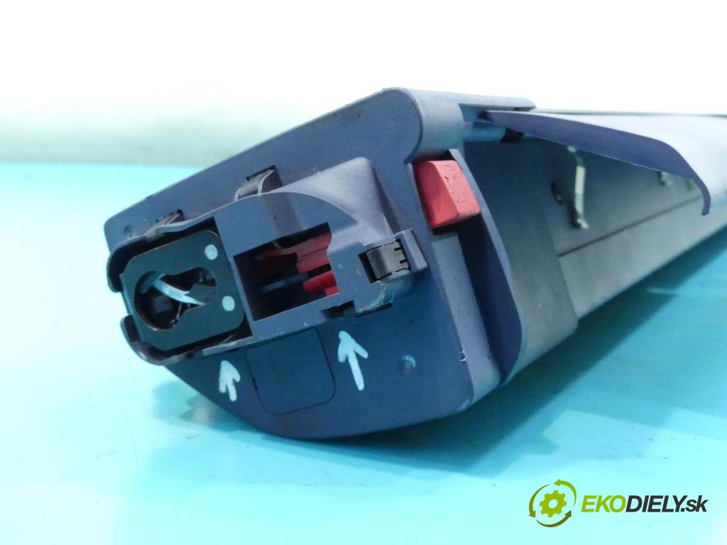 Porsche Panamera I 970 2009-2016 4.8 V8 400KM: automatic 294 kW 4806 cm3 5- roleta 97055517104 (Rolety kufra)