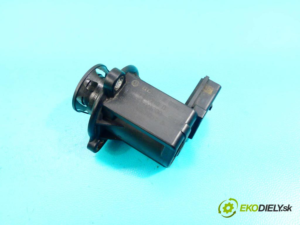 Skoda Octavia II 2004-2013 1.4 TSI 122 HP manual 90 kW 1390 cm3 5- ventil 06H145710D (Ventily)