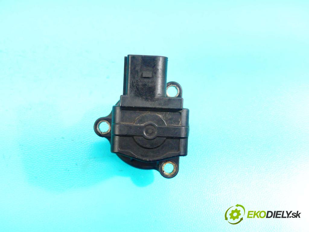 Skoda Octavia II 2004-2013 1.4 TSI 122 HP manual 90 kW 1390 cm3 5- ventil 06H145710D (Ventily)