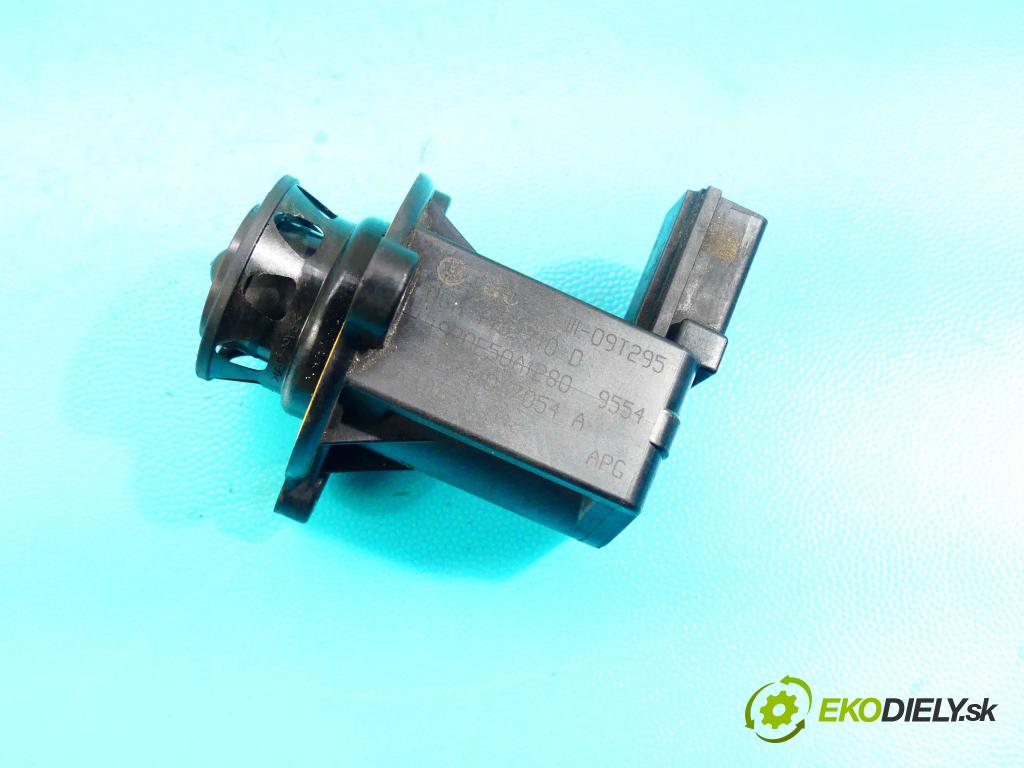 Skoda Octavia II 2004-2013 1.4 TSI 122 HP manual 90 kW 1390 cm3 5- ventil 06H145710D (Ventily)