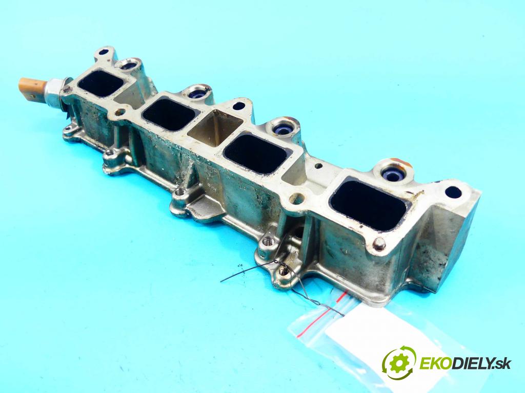 Skoda Octavia II 2004-2013 1.4 TSI 122 HP manual 90 kW 1390 cm3 5- lišta vstrekovacia 03C906051 (Vstrekovacie lišty)