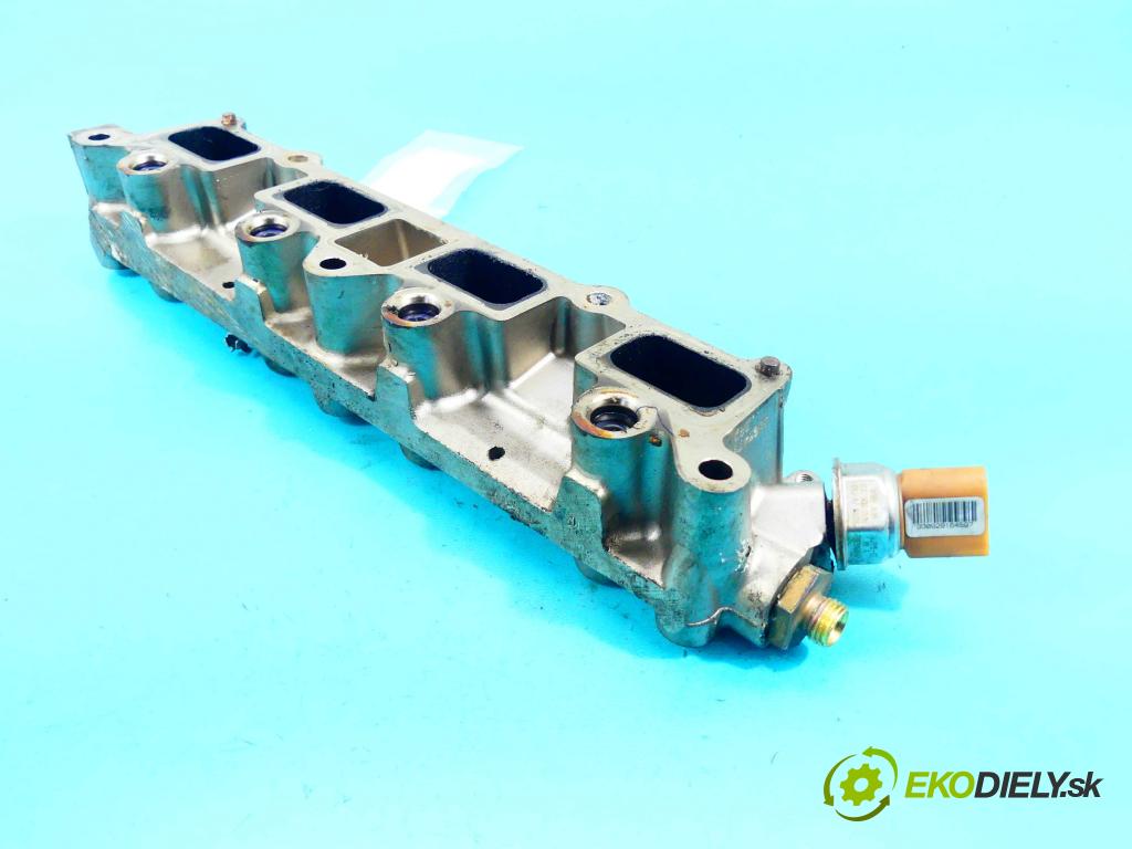 Skoda Octavia II 2004-2013 1.4 TSI 122 HP manual 90 kW 1390 cm3 5- lišta vstrekovacia 03C906051 (Vstrekovacie lišty)