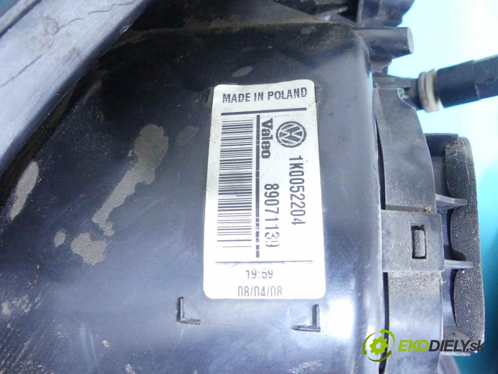 Vw Golf V 2003-2009 1.6 SR 102 HP manual 75 kW 1595 cm3 3- svetlo / reflektor zadné ľavé 1K0052204 (Ostatné)