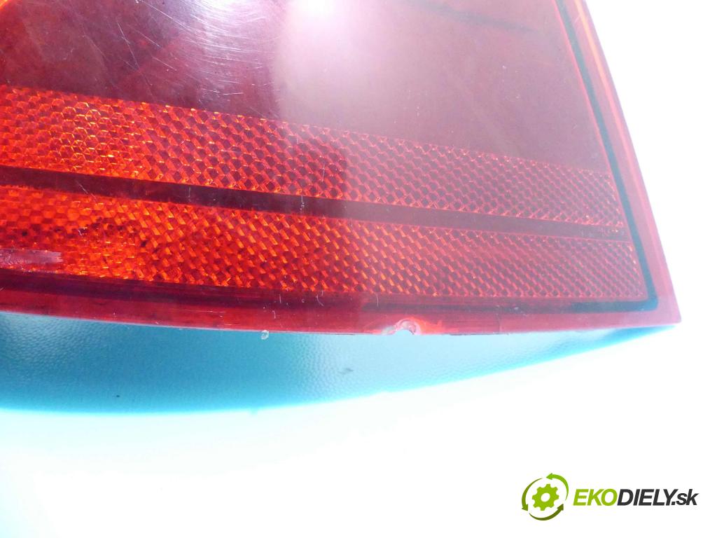 Vw Golf V 2003-2009 1.6 SR 102 HP manual 75 kW 1595 cm3 3- svetlo / reflektor zadné ľavé 1K0052204 (Ostatné)