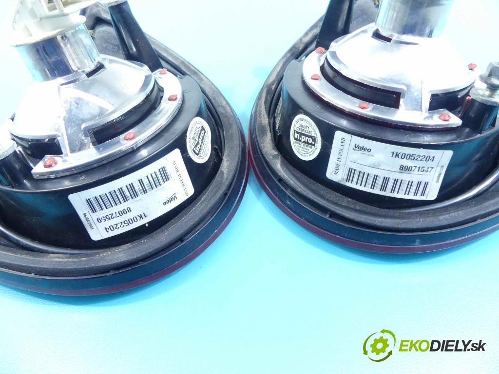 Vw Golf V 2003-2009 1.6 SR 102 HP manual 75 kW 1595 cm3 3- svetlo / reflektor zadné ľavé 1K0052204 (Ostatné)