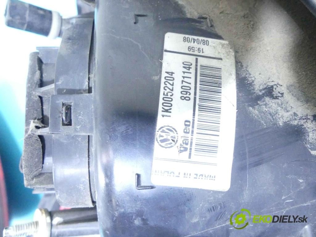 Vw Golf V 2003-2009 1.6 SR 102 HP manual 75 kW 1595 cm3 3- svetlo / reflektor zadné ľavé 1K0052204 (Ostatné)