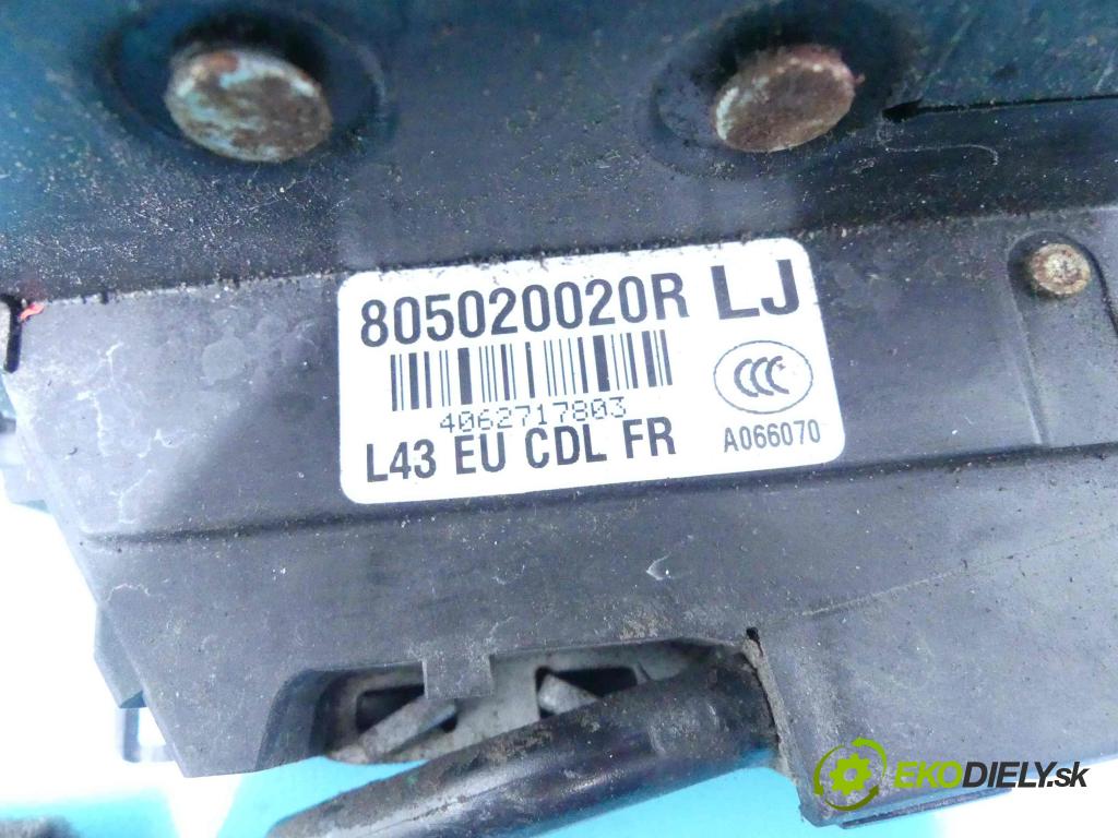 Renault Latitude 2.0 dci 173KM automatic 127 kW 1995 cm3 4- zámok predné pravý 805020020R