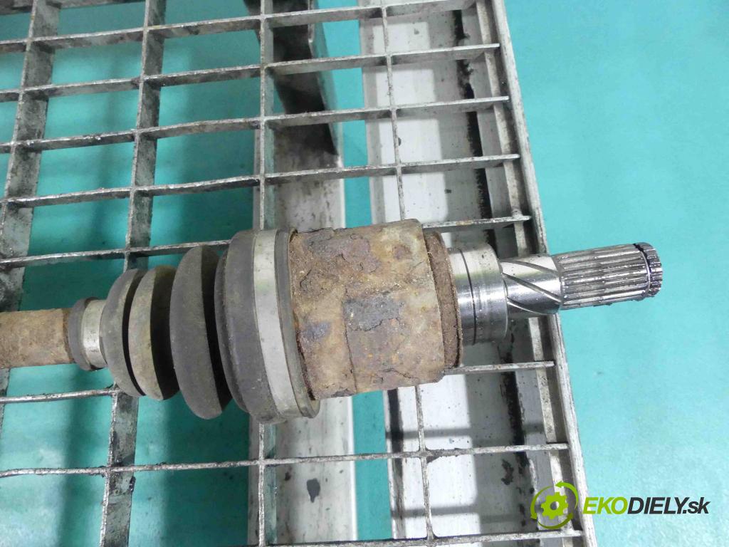 Nissan X-trail I T30 2001-2007 2.2 dci 114 HP manual 84 kW 2184 cm3 5- poloos pravé  (Poloosy)