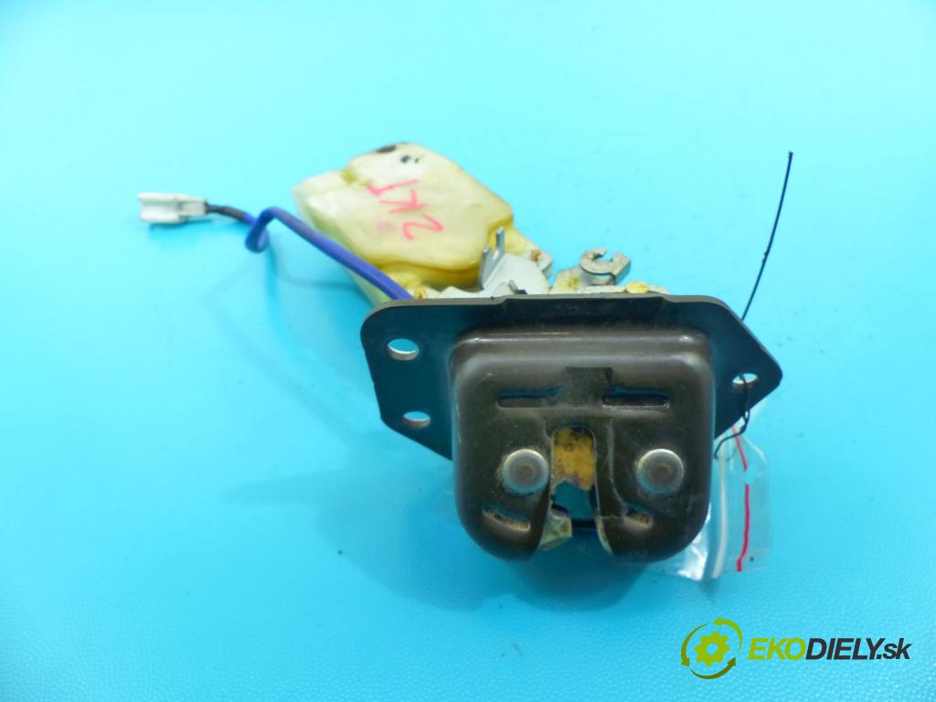 Hundegitter Für Nissan X-Trail T30 - Einfache Montage Ohne Bohren