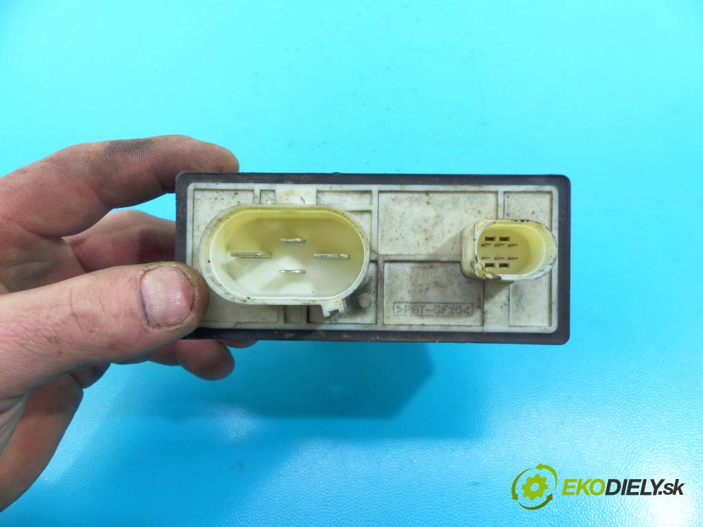 Vw Polo IV 9N 2001-2009 1.2 12v 64 HP manual 47 kW 1198 cm3 3- Relé: 1J0919506M (Relé)