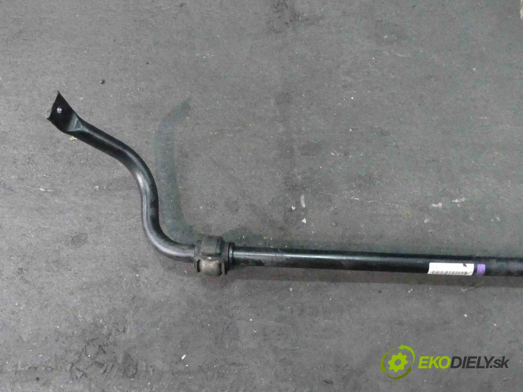 Audi A6 C7 2011-2018 3.0 TFSI 310 hp automatic 228 kW 2995 cm3 4- tyč stabilizátoru 4G0411309F (Držáky stabilizátoru)