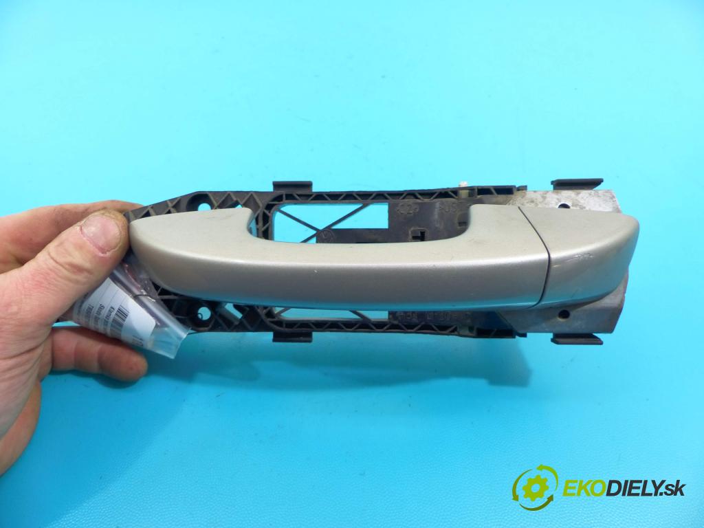 Skoda Superb II 2008-2015 2.0 tdi 170 HP manual 125 kW 1968 cm3 4- rukoväť predné ľavé mimo: 5N0837885G (Vonkajšie predné ľavé)