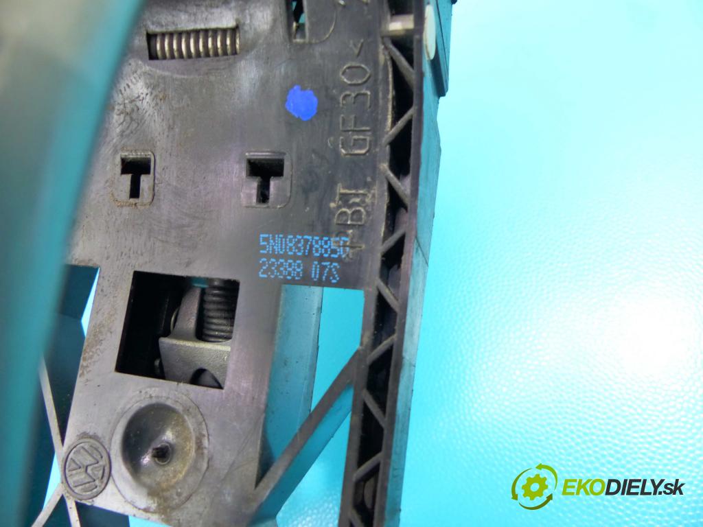 Skoda Superb II 2008-2015 2.0 tdi 170 HP manual 125 kW 1968 cm3 4- rukoväť predné ľavé mimo: 5N0837885G (Vonkajšie predné ľavé)