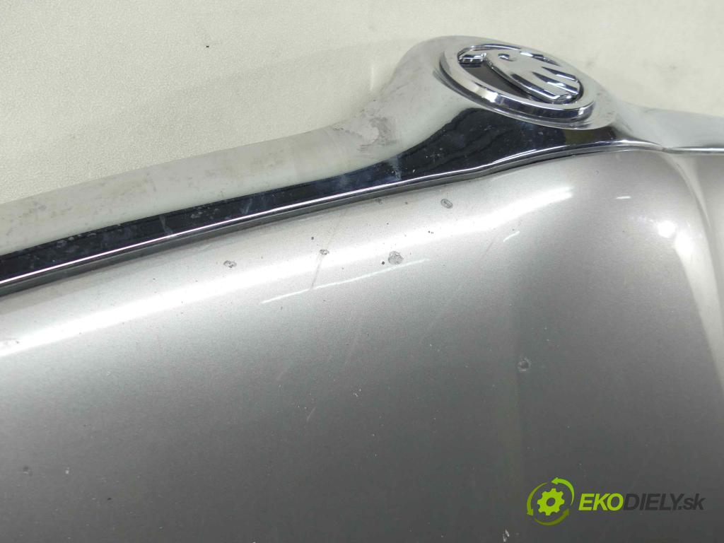 Skoda Superb II 2008-2015 2.0 tdi 170 HP manual 125 kW 1968 cm3 4- kapota predná